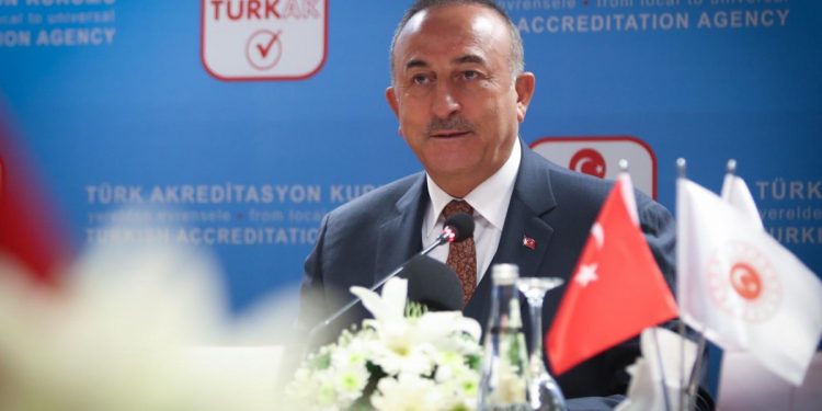 تركيا تتحدث عن إمكانية إقامة علاقات مع أرمينيا