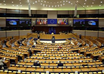 مفوضية الاتحاد الأوروبي: تركيا تنفذ عكس توصياتنا