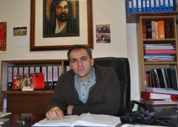 تركيا.. اعتقال رئيس الاتحاد العلوي البريطاني