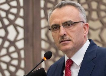 محافظ المركزي التركي: سنتوقف عن بيع النقد الأجنبي