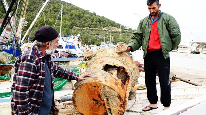 تركيا.. شباك بحارة تصطاد لغمًا من الحرب العالمية الأولى