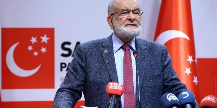 بعد كليجدار أوغلو.. زعيم حزب السعادة يؤكد التنصت عليه!