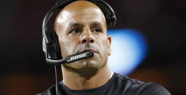 أول مدرب مسلم يشارك بالدوري الوطني لكرة القدم في الولايات المتحدة