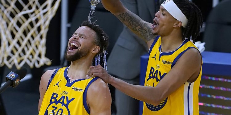 “ستيفن كاري” يحقق أفضل رقم في مسيرته بدوري السلة الأمريكي