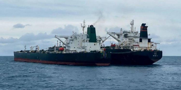 إيران تنتظر توضيحًا من إندونيسيا بشأن ناقلة النفط المحتجزة