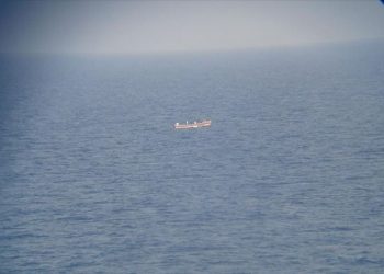 قراصنة يختطفون سفينة شحن في خليج غينيا