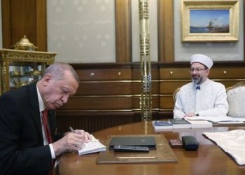 إنفاق الشؤون الدينية في تركيا يتجاوز 6 وزارات
