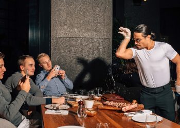 قائمة بأشهر الطهاة في تركيا