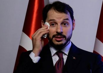 برلماني يطالب بمحاكمة صهر أردوغان