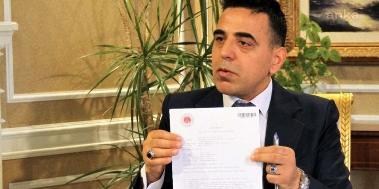 تركيا.. سجن رجل أعمال مقرب للسلطة بتهم مخزية