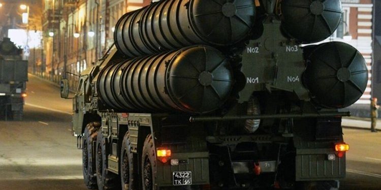 لم يبق أمام أردوغان إلا نقل الصواريخ الروسية للمخازن!