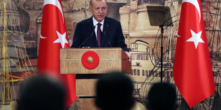 أردوغان يريد استبدال دستور تركيا بآخر جديد!