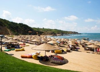 كاتبة تركية لطلاب البوسفور: انسوا شاطئ كيليوس!