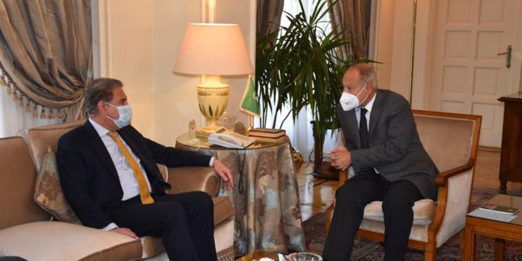 وزير خارجية باكستان يزور الجامعة العربية