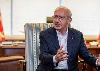 كليجدار أوغلو: حكومة انقلاب مدني تحكم تركيا