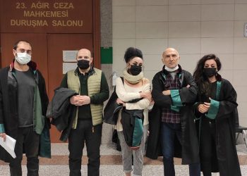 تركيا.. السجن 6 سنوات لصحفيين أغلقت جريدتهم!