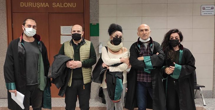 تركيا.. السجن 6 سنوات لصحفيين أغلقت جريدتهم!