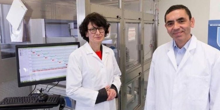 مطور لقاح كورونا يكشف موعد انتهاء الوباء