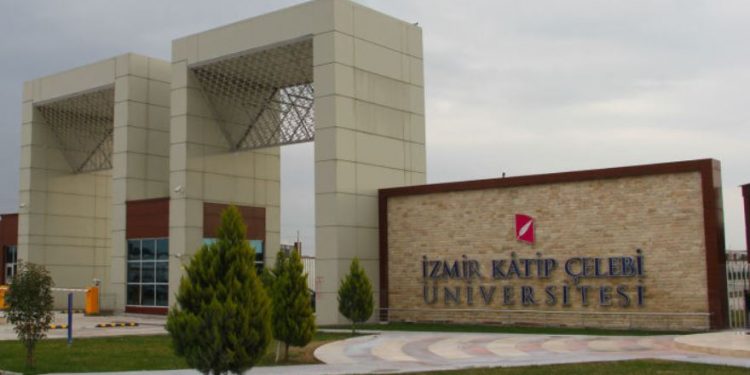 تركيا: تعيين 27 شخصا تجمعهم صلة قرابة في جامعة