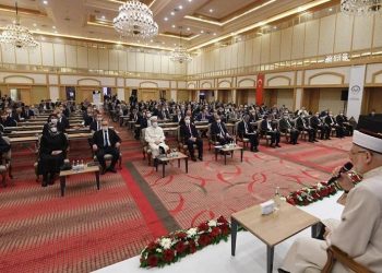 الشؤون الدينية تدعو لعدم “الإسراف” وتعقد اجتماعاتها بفنادق 5 نجوم