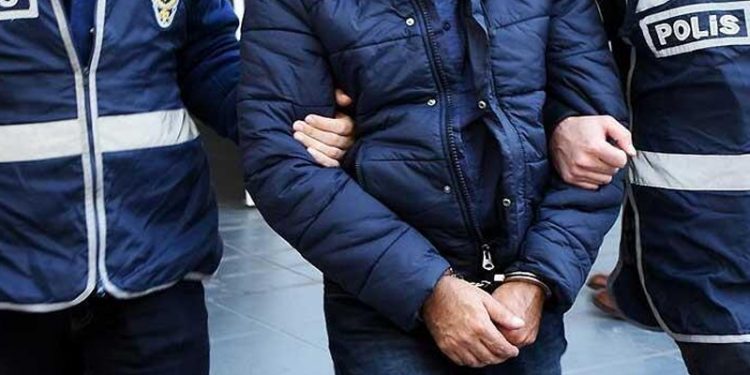 تركيا.. اعتقالات بتهمة “الانقلاب” التقليدية