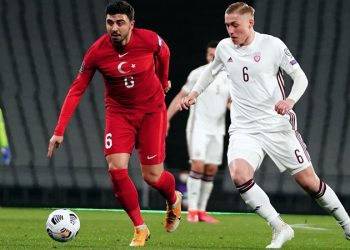 تركيا تتعادل مع ليتوانيا في التصفيات المؤهلة لكأس العالم