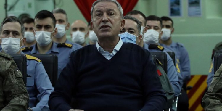 وزير دفاع تركيا يثني على مصر ويعبر عن قلقه من اليونان