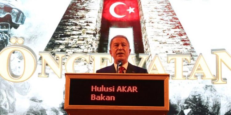 وزير الدفاع التركي يوجه رسالة جديدة إلى مصر