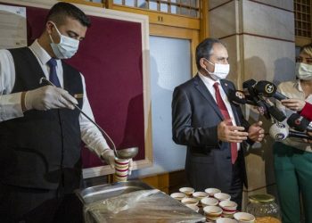 برلماني بحزب أردوغان: بركة حساء تارهانا تحمينا من كورونا!