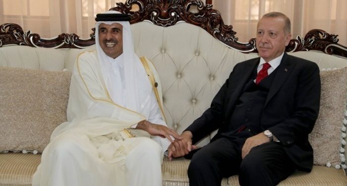 صحيفة عربية: رؤوس الأموال القطرية لن تنقذ أردوغان هذه المرة