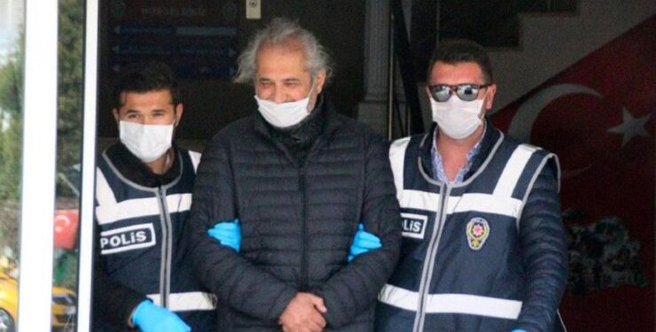 تركيا.. حكم بالسجن على صحفي بسبب تغريدة