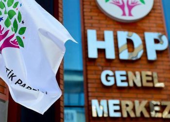 تركيا.. اعتقال رئيس بلدية كردية