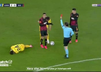 أول رد فعل من غلطة سراي بعد طرد المصري مصطفى محمد في لقاء أنقرة (فيديو)