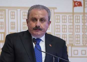 رئيس البرلمان التركي يبرر اعتقال البرلماني السابق عن الحزب الكردي