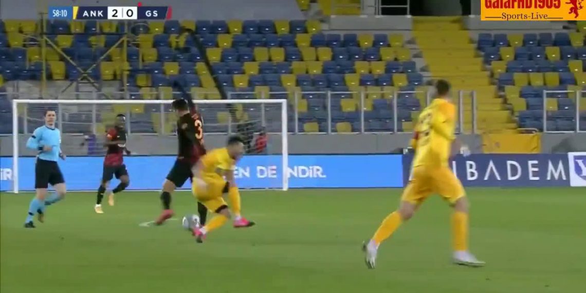 اجتماع بين غلطة سراي والاتحاد التركي لبحث “واقعة” طرد المصري مصطفى محمد (فيديو)