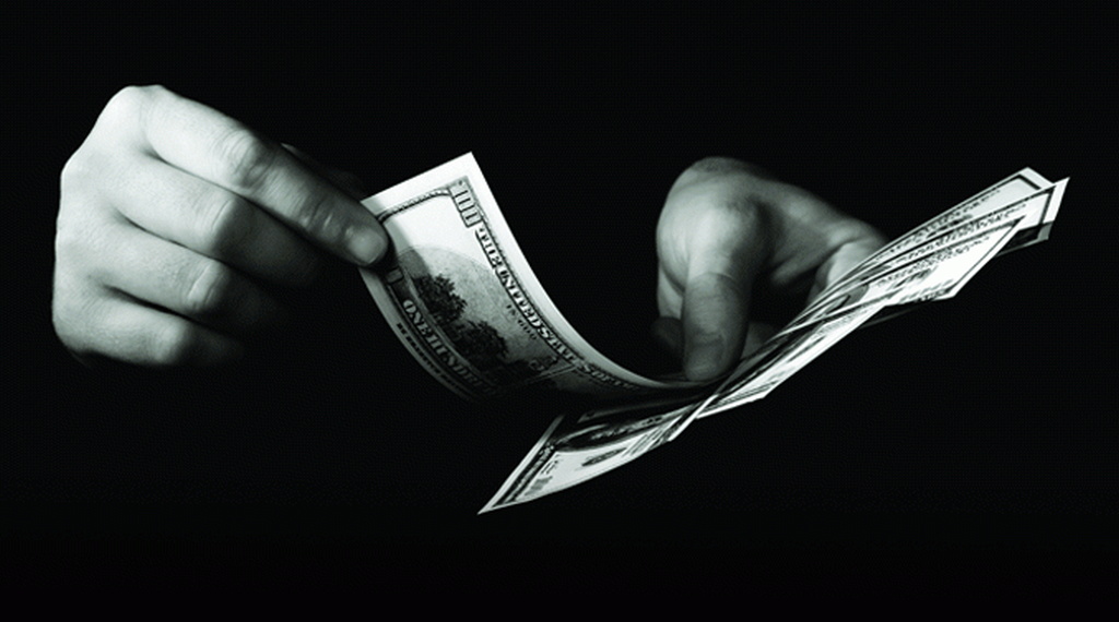 المال والسلطة والتسلط (7)