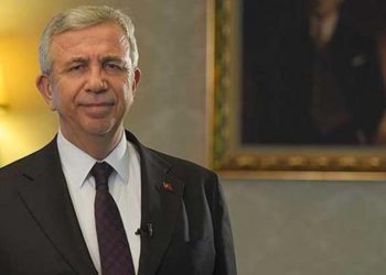 عمدة أنقرة يحظر وضع صوره في مبنى البلدية