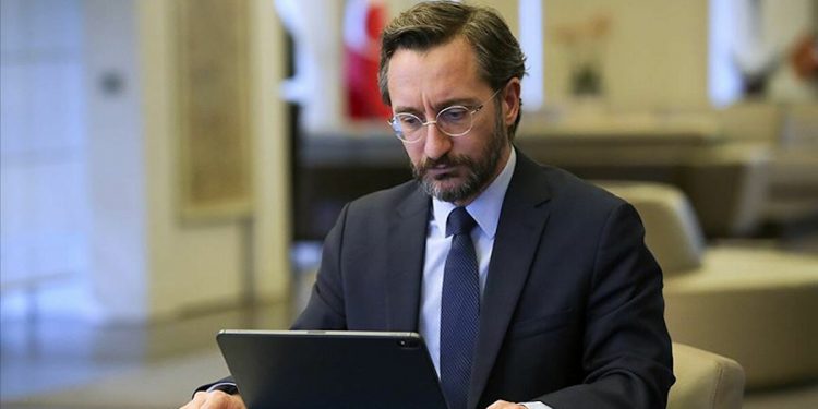 مستشار أردوغان منزعج من سخرية المعارضة