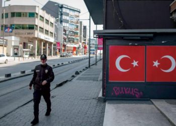 تركيا تعلن تطبيق قيود حظر التجوال الكامل