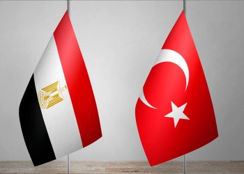 رئيس الوزراء المصري يشكر أردوغان على الجهود التي بذلها خلال رئاسة تركيا الدورية لمجموعة الثماني