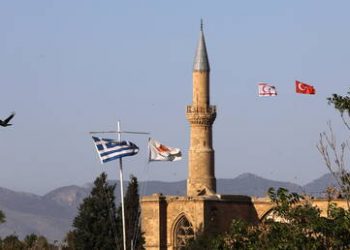 أنقرة تؤكد دعمها الكامل لمبدأ “حل الدولتين” في جزيرة قبرص وتجري مباحثات مع الأمم المتحدة