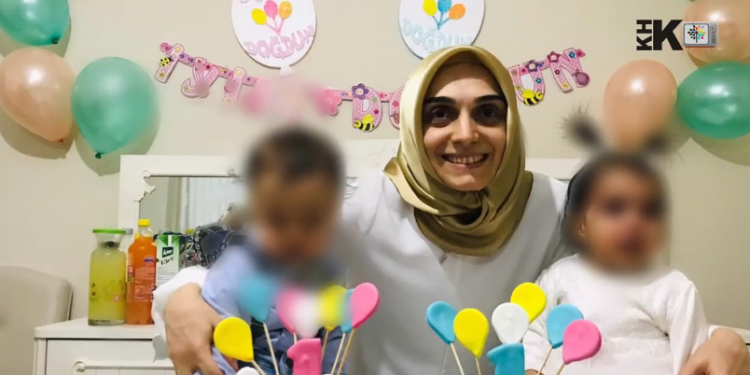 تركيا.. والدة تروي مأساة اعتقال ابنتها من بين أطفالها الثلاثة