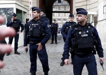 فرنسا تسجن 7 من “العمال الكردستاني”