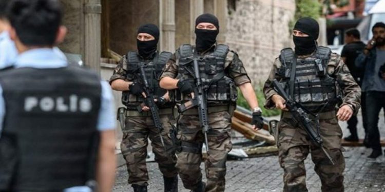 السلطات التركية تعتقل 10 أفغان شرقي تركيا