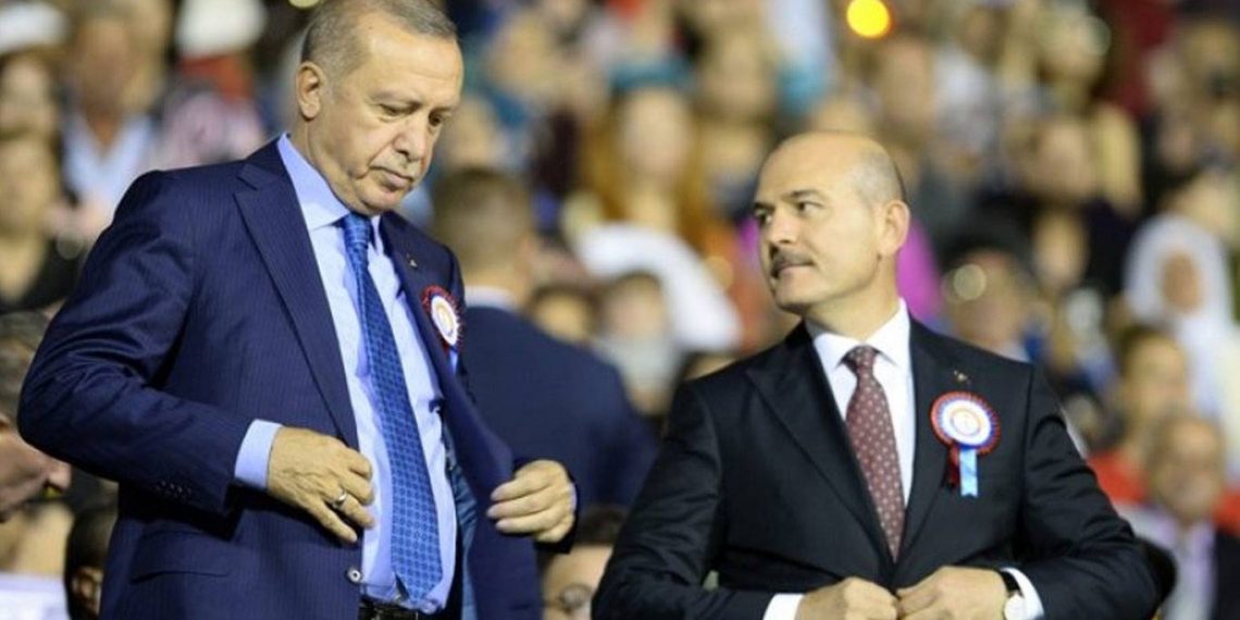 هل يتخلى أردوغان عن وزير داخليته؟