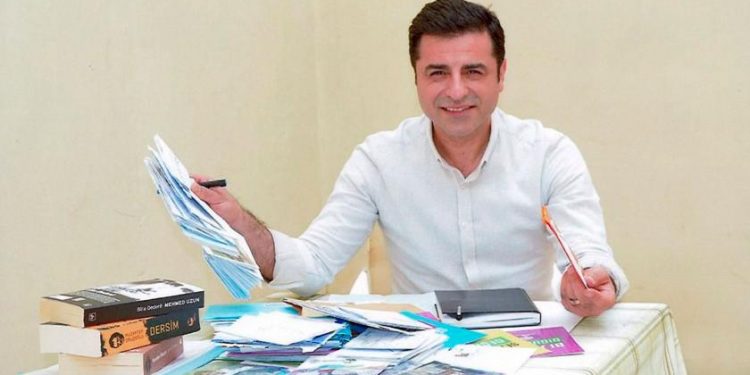 دميرتاش: لا أراهن على قضاء أردوغان.. والانتخابات المقبلة فرصة أمام المعارضة