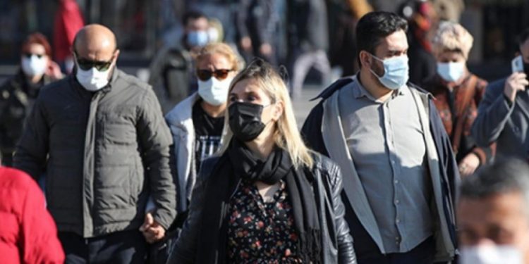 تركيا.. تراجع الثقة في قدرة الحكومة على مكافحة كورونا