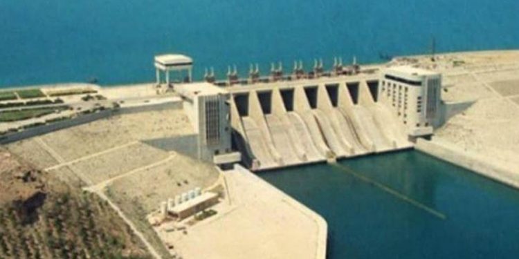 انقطاع الكهرباء عن محافظة سورية لليوم الثالث بسبب خفض تركيا لمياه الفرات