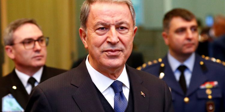 وزير الدفاع التركي: علاقاتنا مع مصر في تطوّر.. وستصل مستويات رفيعة قريبًا