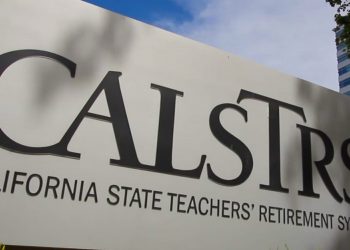 صندوقان يمتلكان 650 مليار دولار يصفيان أصولهما في تركيا!